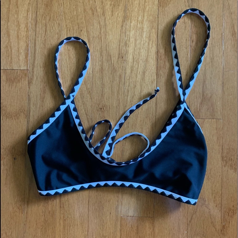 SHEIN bathing suit top